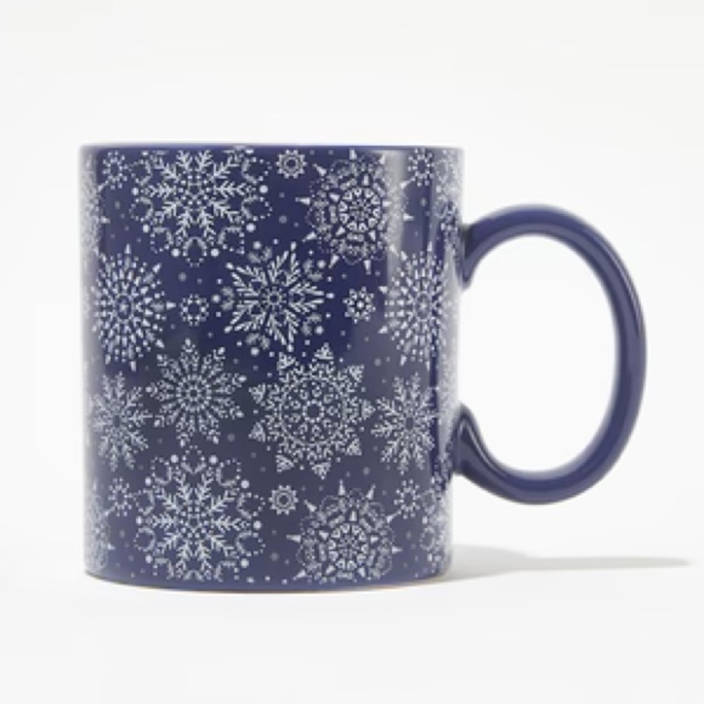 NWT Chic & Tonic Snowflake Mug - gift boxed
